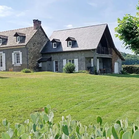 Magnificat Pyrenees Calme 14 Pers Holiday home Loubajac