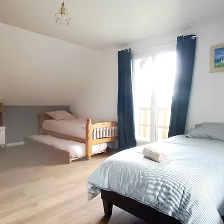 Magnificat Pyrenees Calme 14 Pers Holiday home Loubajac