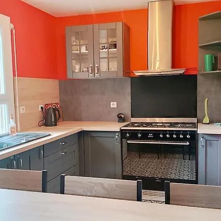Holiday home Magnificat Pyrenees Calme 14 Pers Loubajac